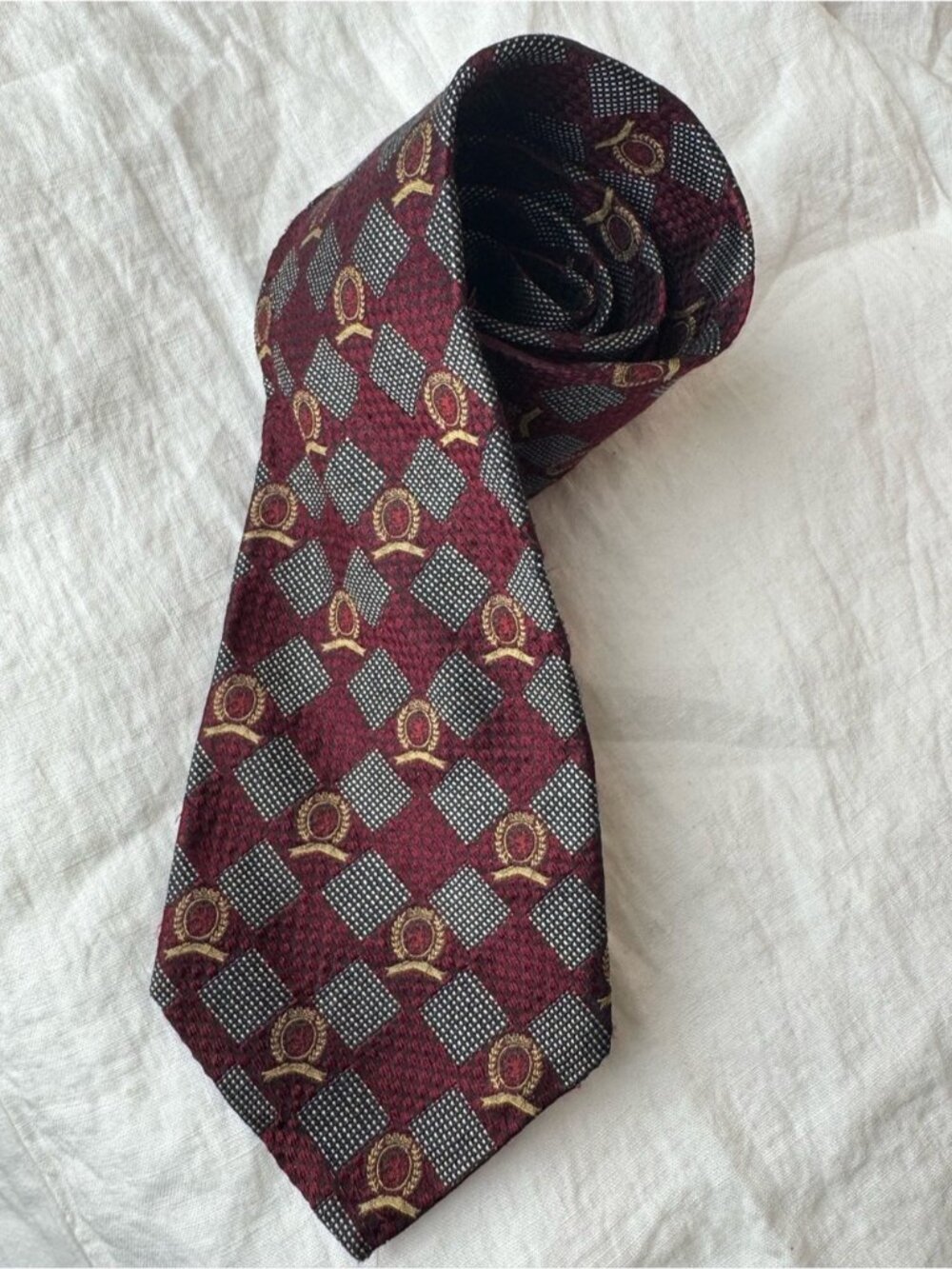 Vintage 90’s Tommy Hilfiger Silk Tie Burgundy Gold Geometric Preppy Power Tie